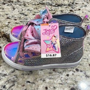 JoJo Siwa tennis shoes with bows, brand new, size 3